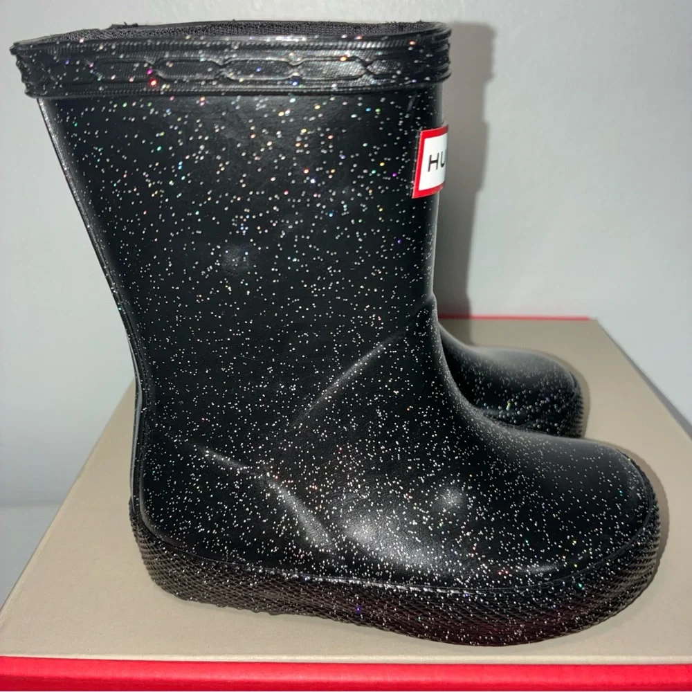 Hunter Kids' Black Glitter Rain Boots - Comfortable Waterproof Footwear